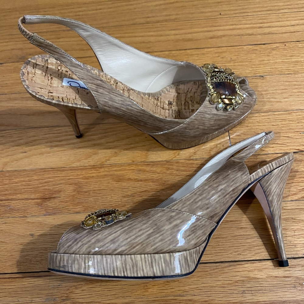 Oscar de la Renta Patent Leather Chain-Link Accents Slingback Pumps 40 9